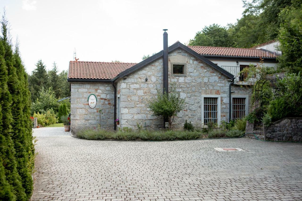 Hrusica  Villa Anton - The Old Dairy מראה חיצוני תמונה
